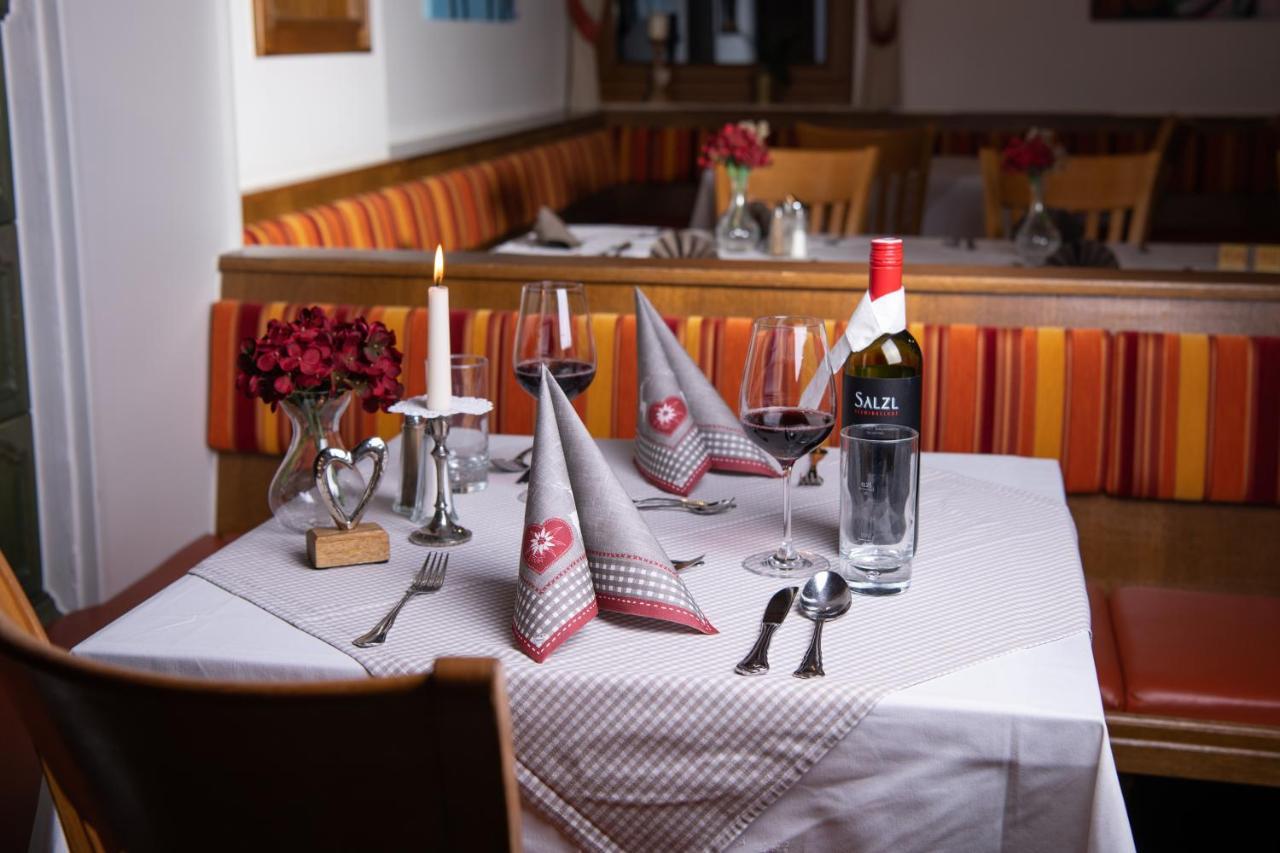 Hotel Restaurant Platzer Gmund in Karnten Exterior photo
